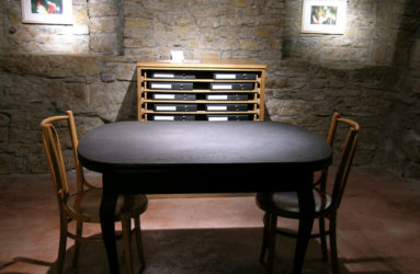 Librairie IMPRESSIONS, La Chaux-de-Fonds // www.impressions.ch